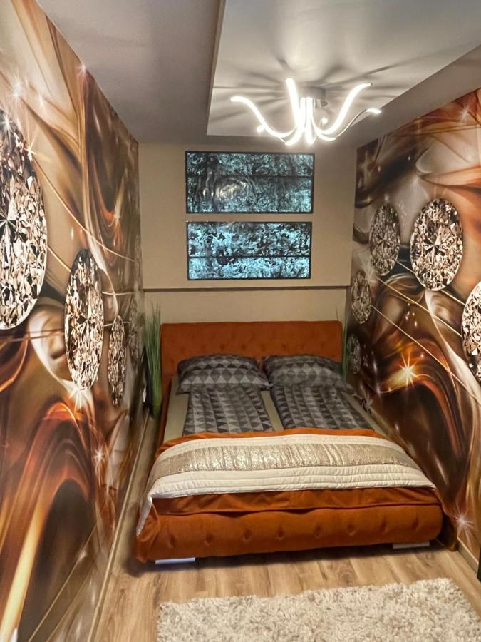 Mox Downtown Apartman Дебрецен Екстериор снимка