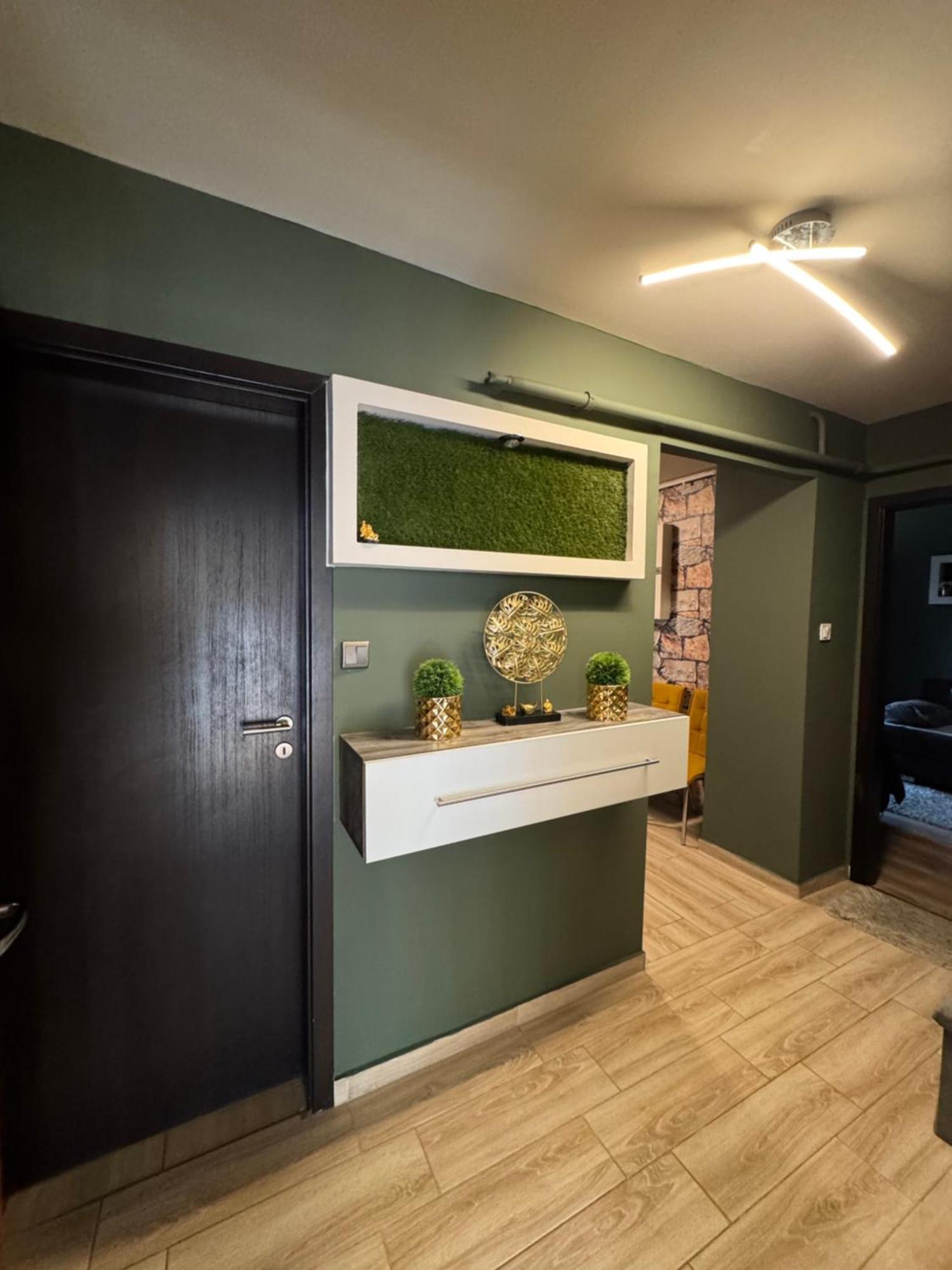 Mox Downtown Apartman Дебрецен Екстериор снимка
