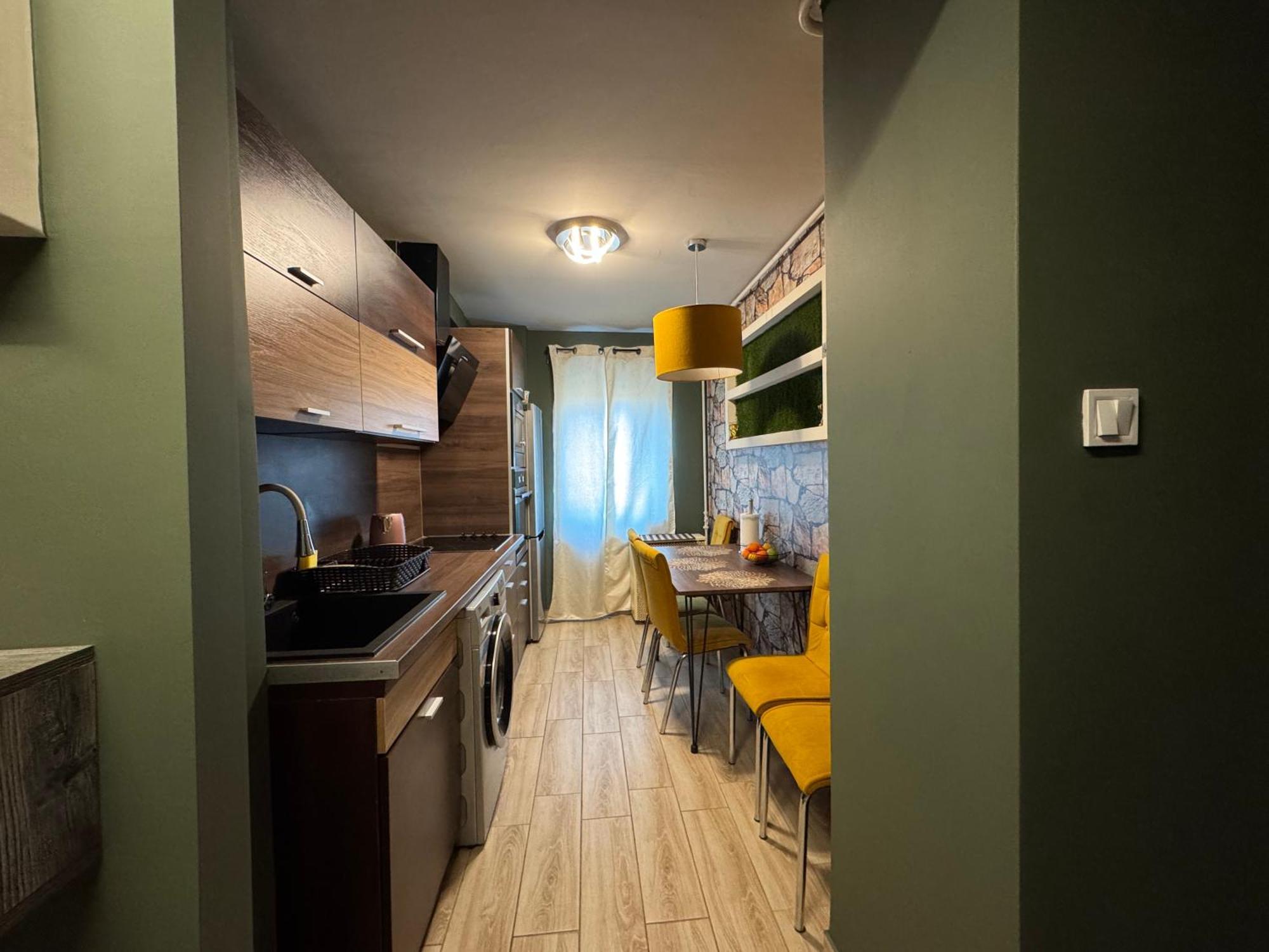 Mox Downtown Apartman Дебрецен Екстериор снимка