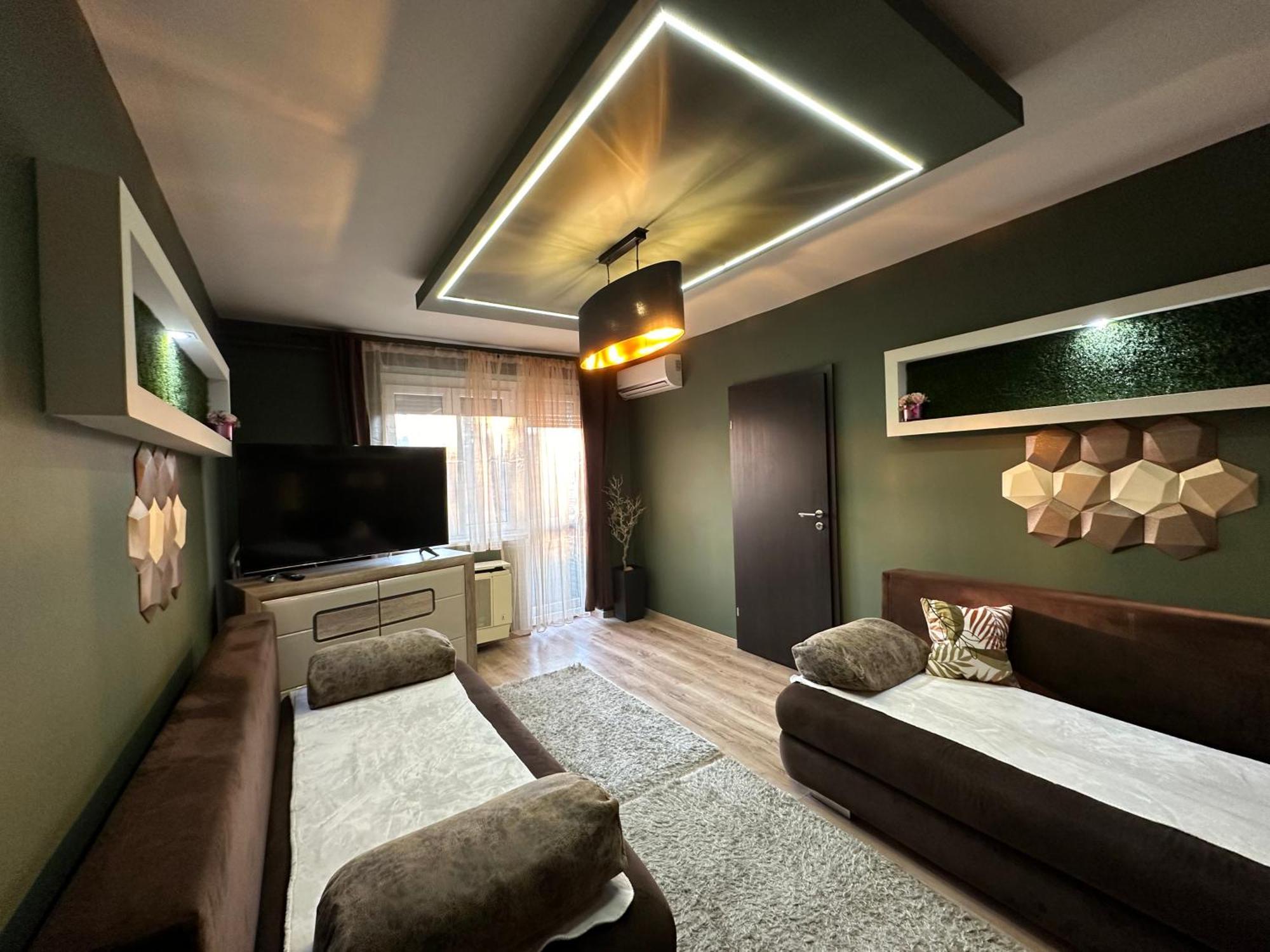Mox Downtown Apartman Дебрецен Екстериор снимка