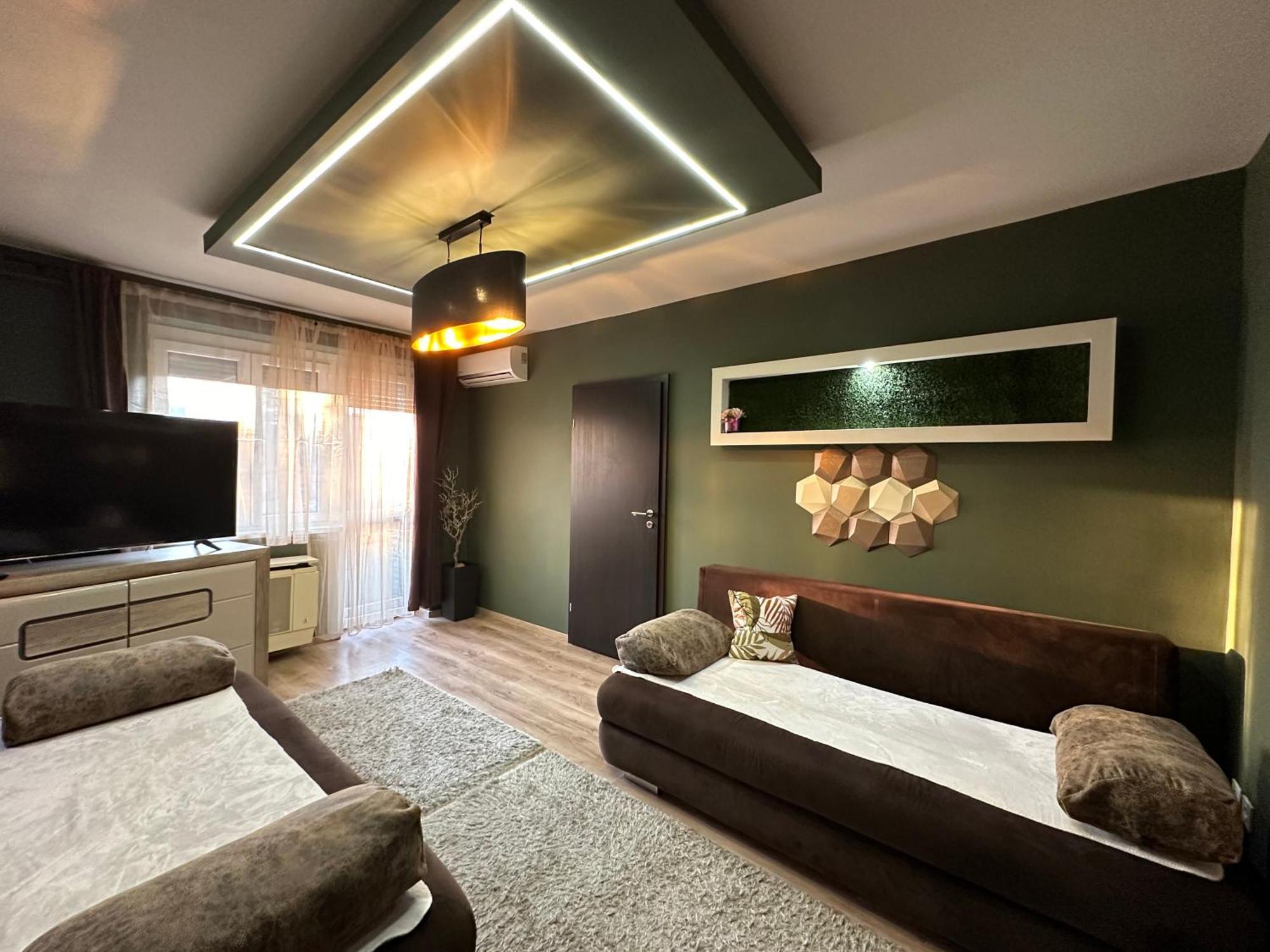 Mox Downtown Apartman Дебрецен Екстериор снимка