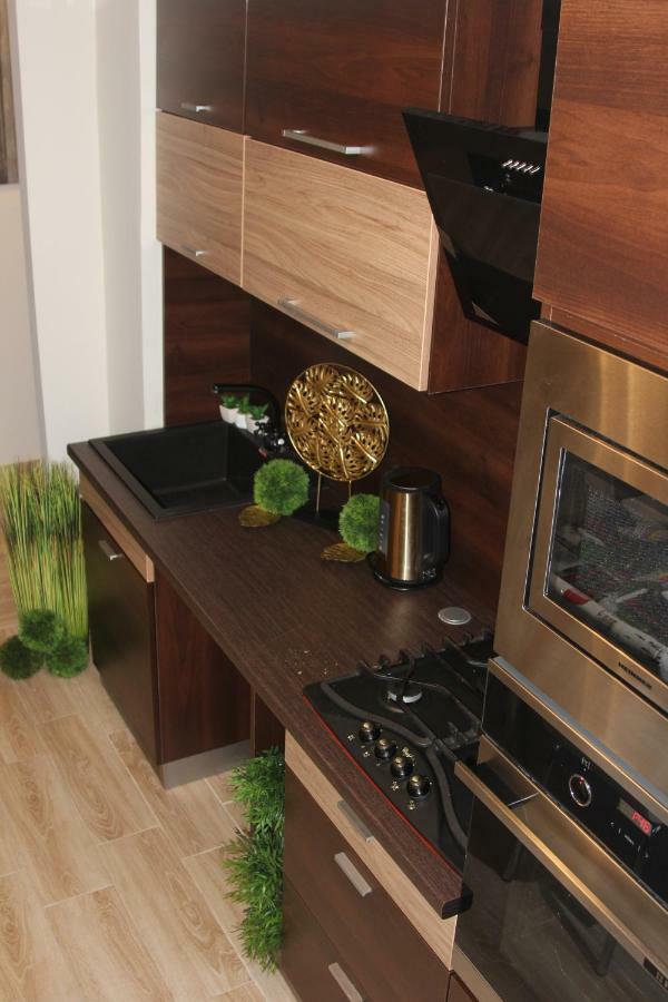 Mox Downtown Apartman Дебрецен Екстериор снимка